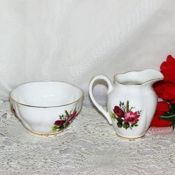 ROYAL ALBERT BONE CHINA Creamer & Sugar Bowl Set Floral England - Picture 2 of 5